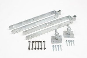 Galvanised 600mm (24") Double Strap Hinge Set on 4 x 4 Plates