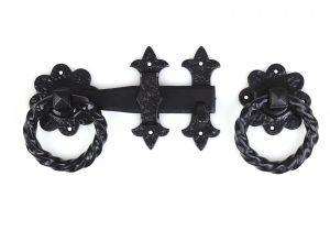 Heavy Ornamental Twisted Handle Ring Latch 8" Black